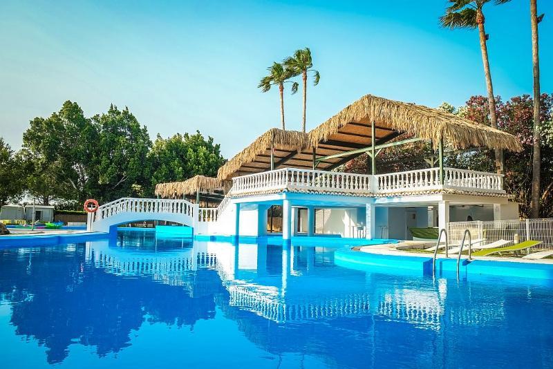 Tu&Me Resort - Adults Only Gandie Extérieur photo
