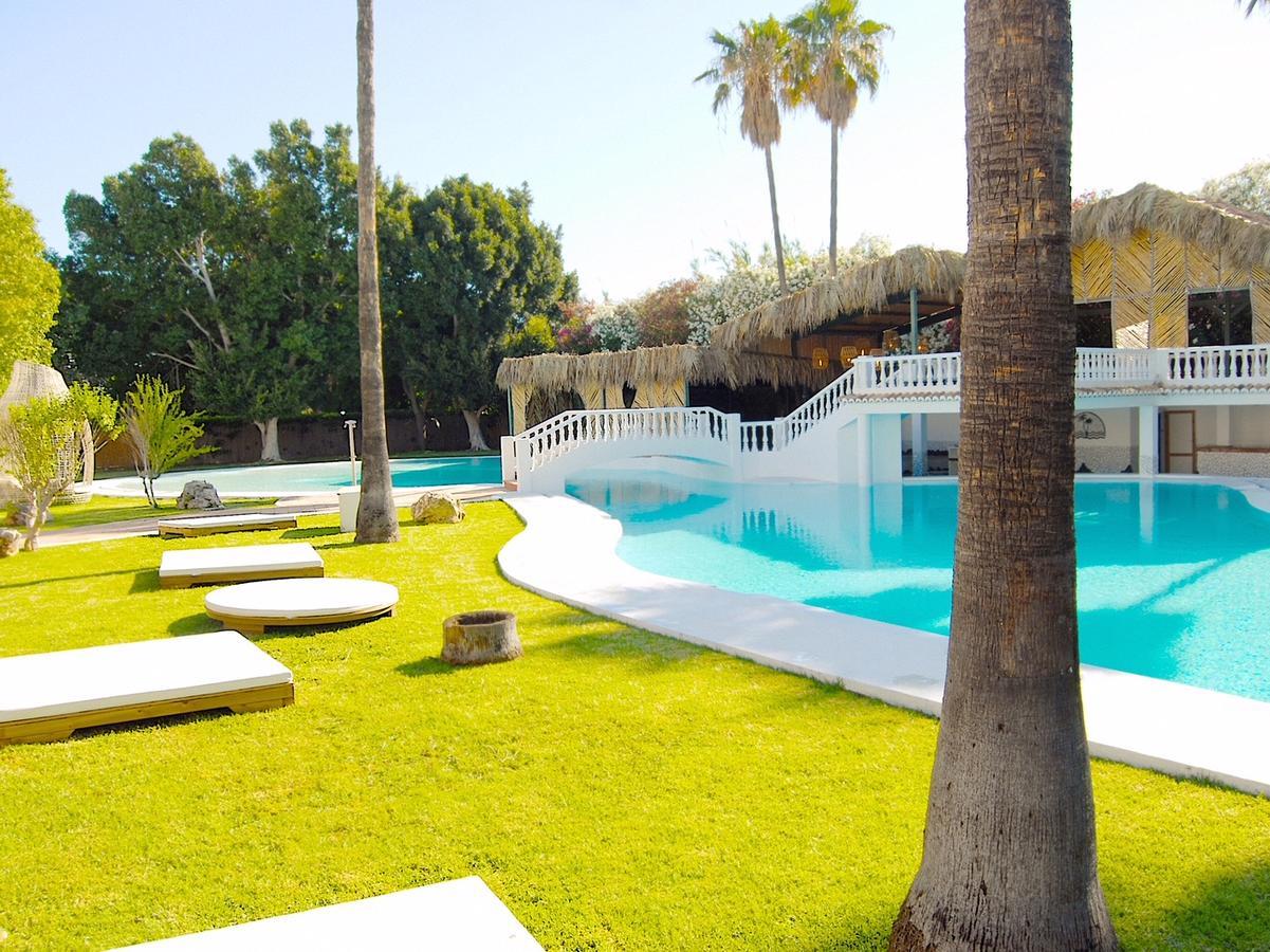 Tu&Me Resort - Adults Only Gandie Extérieur photo